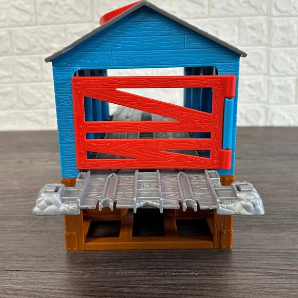 Thomas & Friends Take Along Sodor Covered Bridge2007 Gullane Starting Gate Track - Picture 3 of 7
